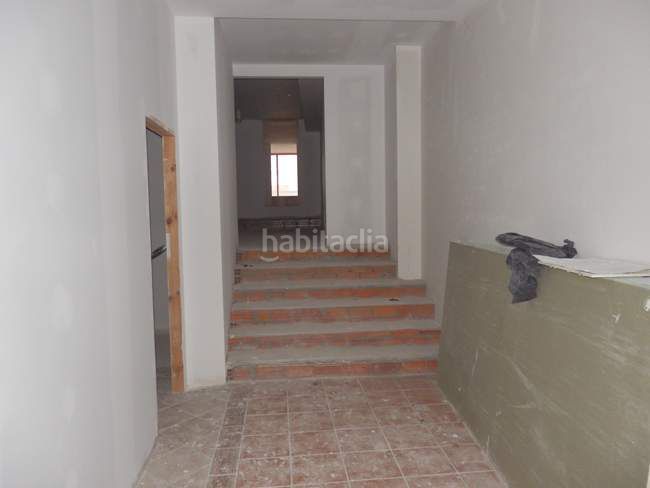 Foto 5b18e424-0534-4b4f-a6ae-562886a324a3. Local comercial local com. en venta . en Boiro