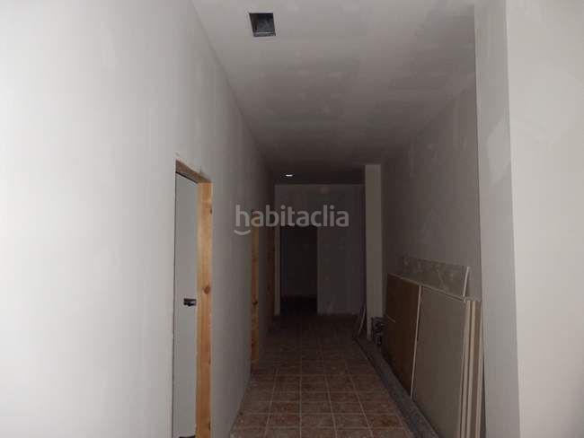 Foto a4e290ff-ce6c-4eba-b5ef-eafefd5a612b. Local comercial local com. en venta . en Boiro