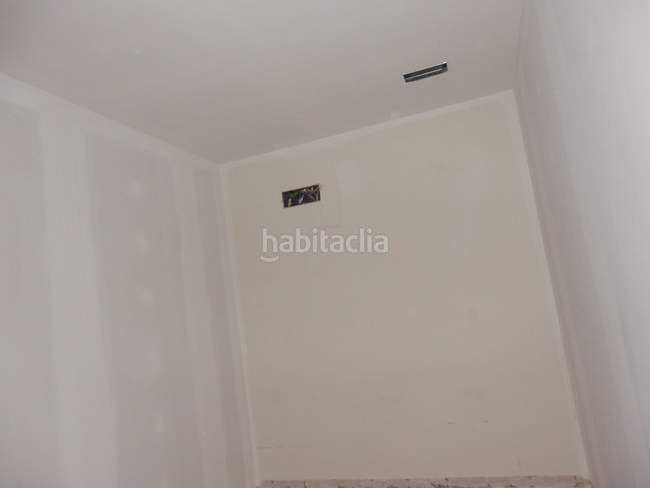 Foto b616f0be-bd1d-433c-a707-00cdbe50fbe3. Local comercial local com. en venta . en Boiro
