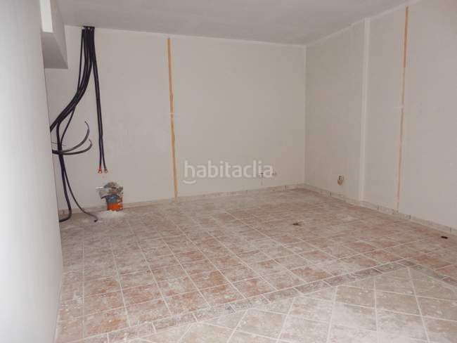 Foto f78b70bc-35ec-482f-8fe4-5d459eb1dfff. Local comercial local com. en venta . en Boiro