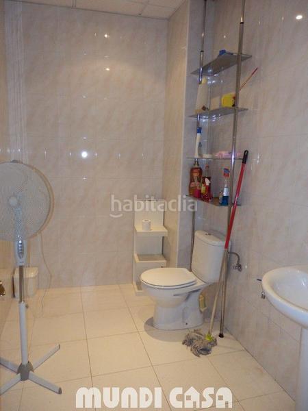 Foto 1030c22a-503e-45bc-a29c-2b9721b20d66. Location local commercial dans n/a dans Boiro