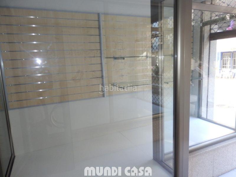 Foto a2f3fb69-fe2a-4b1b-8951-5c03fedcc536. Location local commercial dans n/a dans Boiro