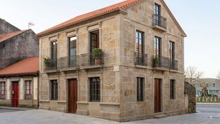 Haus in Rianxo. Casa en venta en rianxo  centro.