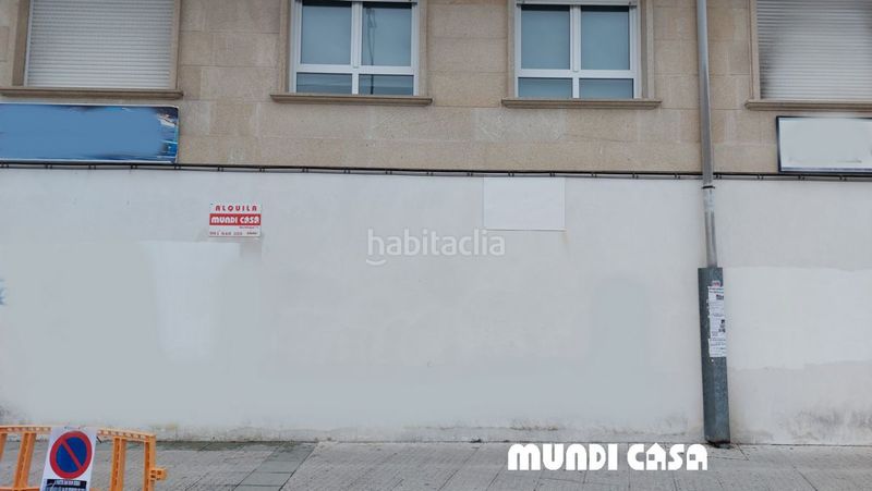 Foto a0dc2e4d-156a-44a5-94d1-9b7abdca7a8a. Local comercial a Boiro