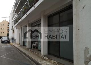 Local Comercial  Carrer cabrafiga. La vila