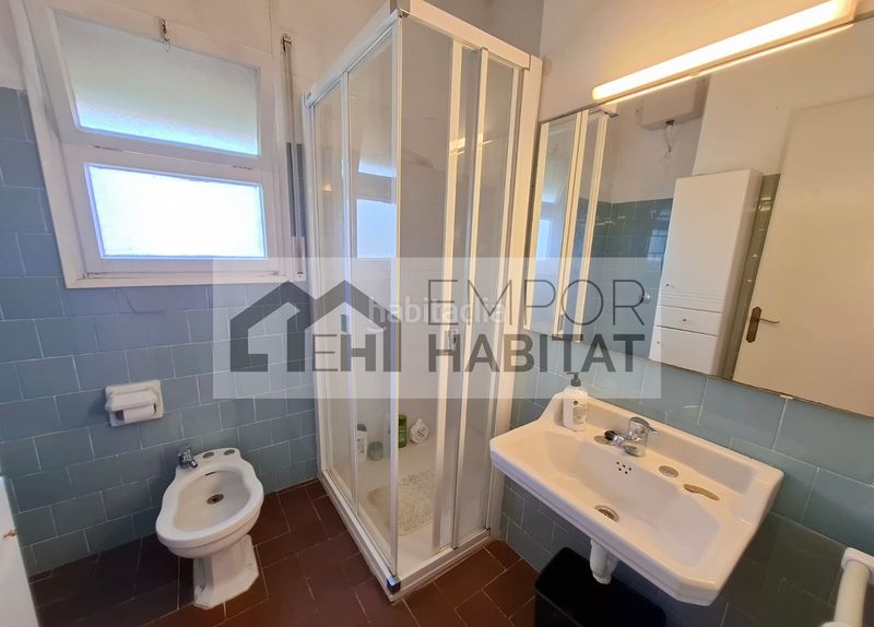 Foto 15d5c6cb-827e-4d68-a6a7-44ae2461c139. Casa https://emporhabitat.com/ventas-casas-llansa/1-754-cap-ras.htm en Llançà