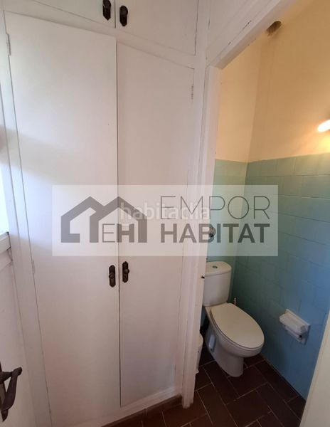 Foto e90bba8d-e08a-4128-b234-95dc67c5ff06. Casa https://emporhabitat.com/ventas-casas-llansa/1-754-cap-ras.htm en Llançà
