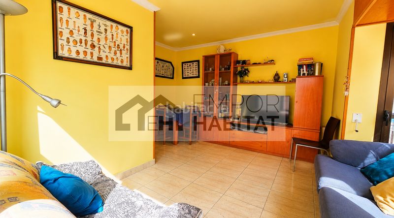 Foto 4ee5219d-6b97-42af-a6bf-292869d19efc. Casa adosada https://emporhabitat.com/ventas-casas-/1-758-.htm en Colera