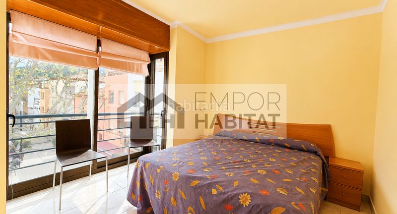 Foto 7b7b9d2c-f6e9-4c12-9c31-c4aab4c1ea64. Casa adosada https://emporhabitat.com/ventas-casas-/1-758-.htm en Colera