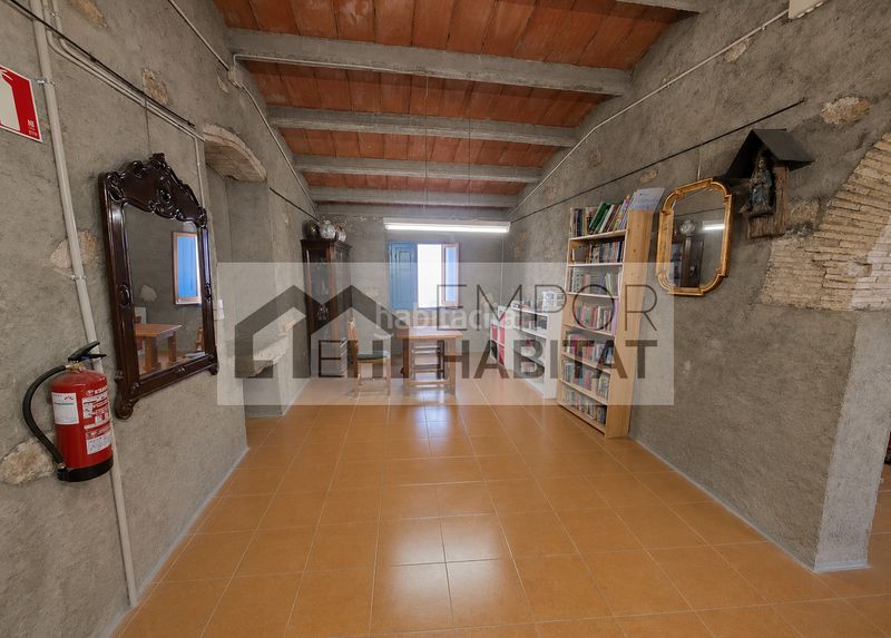 Foto 3b01f375-857e-48bf-b1fd-043799faca74. Casa aparellada amb xemeneia aparcament a La Vila Llançà