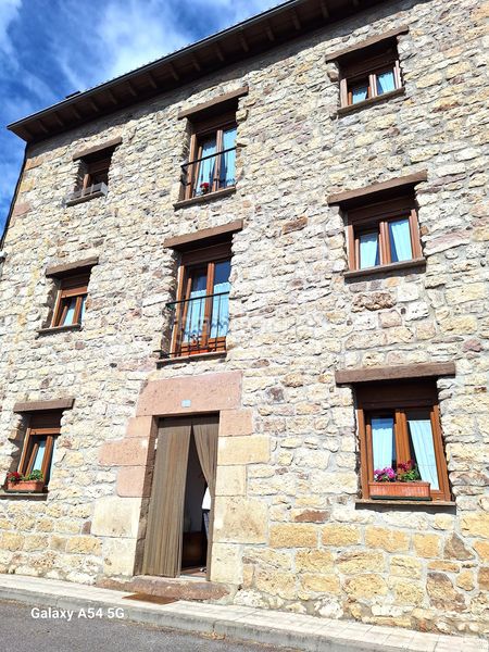 Foto 437da0ca-81b8-4d1b-a933-9fce78e5425e. Casa a Barruelo de Santullán