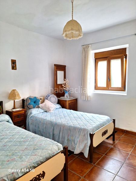 Foto a92b82bd-4d55-4da7-9098-d2e56e035502. Casa a Barruelo de Santullán