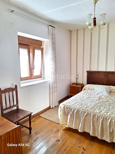 Foto f2868a65-9271-4da0-9e53-a63d04e46bcb. Casa a Barruelo de Santullán