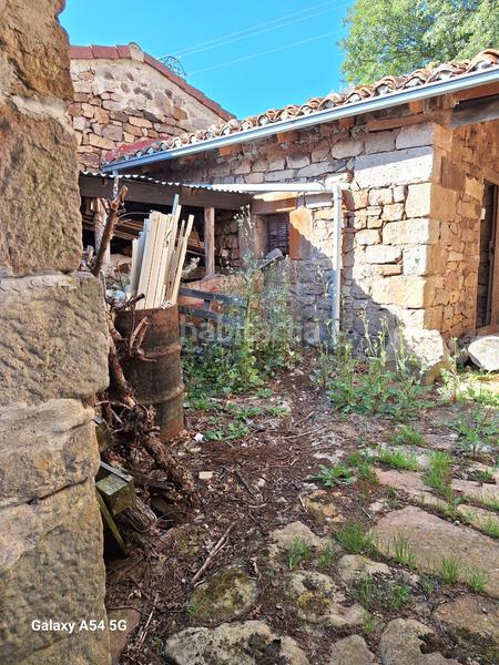 Foto a798640d-ae18-4d76-ad87-6d98b99afcc9. Maison dans Valdeprado del Río