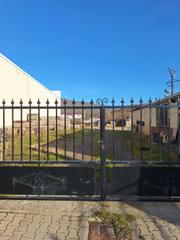 Local Comercial a Avenida de la constitución 29. Se vende negocio dedicado a la explotación de piedra natural , s