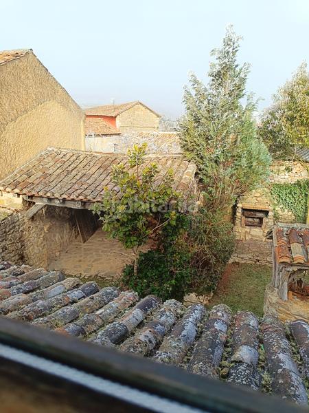 Foto 091be9cb-d371-4e04-99c3-2fb4c743048d. Casa fantástica oportunidad de adquirir una vivienda como inversión funciona como casa rural o para el disfrute propio. situada a diez en Aguilar de Campoo