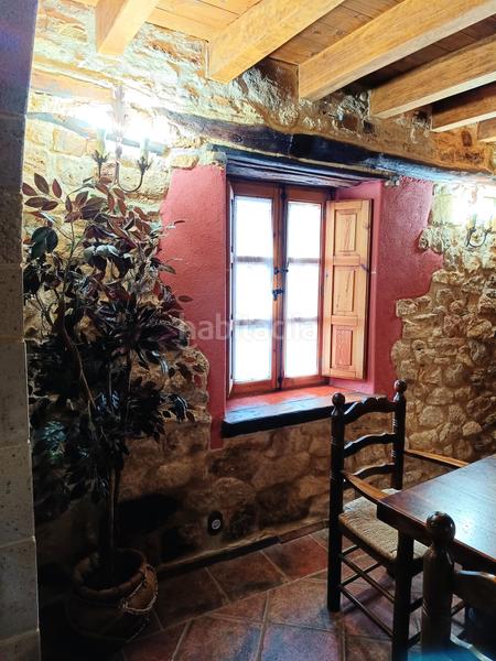 Foto 35143c5a-087f-4c5b-bb4c-63e0ef898cdd. Casa fantástica oportunidad de adquirir una vivienda como inversión funciona como casa rural o para el disfrute propio. situada a diez en Aguilar de Campoo
