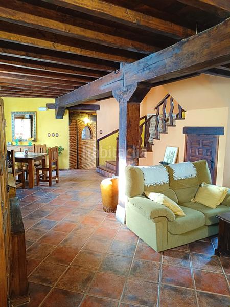Foto 5c6eb427-ca4a-46a7-8e80-d2ed61235b33. Casa fantástica oportunidad de adquirir una vivienda como inversión funciona como casa rural o para el disfrute propio. situada a diez en Aguilar de Campoo