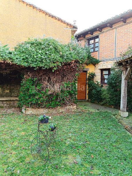 Foto 642adc2c-7959-453c-8c21-e7270c7671db. Casa fantástica oportunidad de adquirir una vivienda como inversión funciona como casa rural o para el disfrute propio. situada a diez en Aguilar de Campoo
