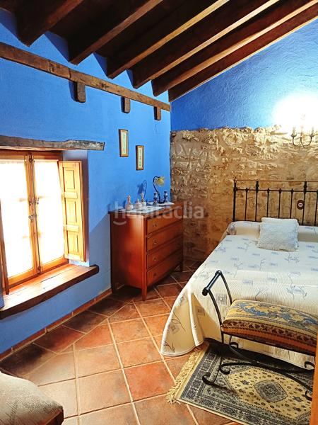 Foto aaa5dae9-58fe-4d86-b11c-08c1846000d4. Casa fantástica oportunidad de adquirir una vivienda como inversión funciona como casa rural o para el disfrute propio. situada a diez en Aguilar de Campoo