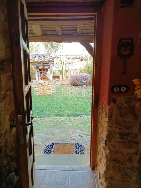 Foto b1da56ef-0a0d-46eb-b0b1-68a233d8830c. Casa fantástica oportunidad de adquirir una vivienda como inversión funciona como casa rural o para el disfrute propio. situada a diez en Aguilar de Campoo