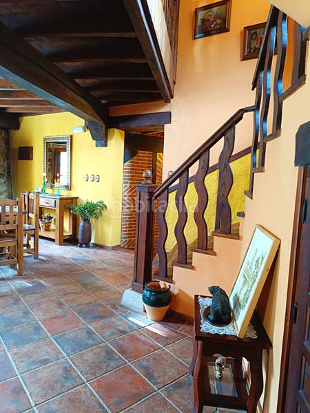 Foto e3e621bd-0ae5-4840-8995-1e4e8d29731d. Casa fantástica oportunidad de adquirir una vivienda como inversión funciona como casa rural o para el disfrute propio. situada a diez en Aguilar de Campoo