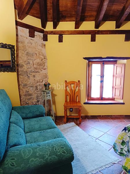 Foto efde61bf-70b0-4b8f-a13e-0da05e61197b. Casa fantástica oportunidad de adquirir una vivienda como inversión funciona como casa rural o para el disfrute propio. situada a diez en Aguilar de Campoo