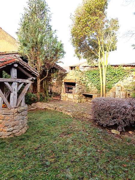 Foto f8194779-d1ca-4f8e-a291-a4aabcb1d42a. Casa fantástica oportunidad de adquirir una vivienda como inversión funciona como casa rural o para el disfrute propio. situada a diez en Aguilar de Campoo
