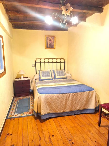 Foto d1ecdc53-ccd3-4823-b848-8dfbc99d5084. Casa amb calefacció a Barruelo de Santullán