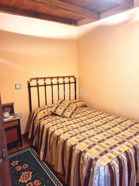 Foto d2aef434-fa8b-4af0-b13d-4a796ba16dd9. Casa amb calefacció a Barruelo de Santullán