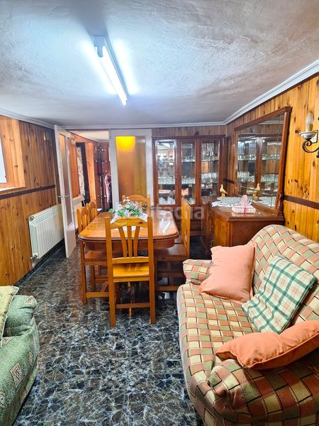 Foto e19097f2-dcbd-4806-ab6c-e59e21e3f287. Casa amb calefacció a Barruelo de Santullán