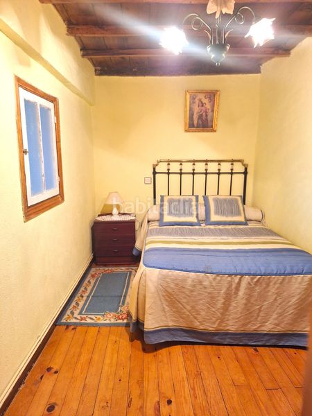 Foto f13869a3-f556-4293-a70c-65eeedf8cbc1. Casa amb calefacció a Barruelo de Santullán