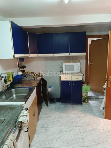 Foto 1712010f-92ee-4ac0-8965-e226d2d291c5. Casa adossada amb calefacció a Barruelo de Santullán