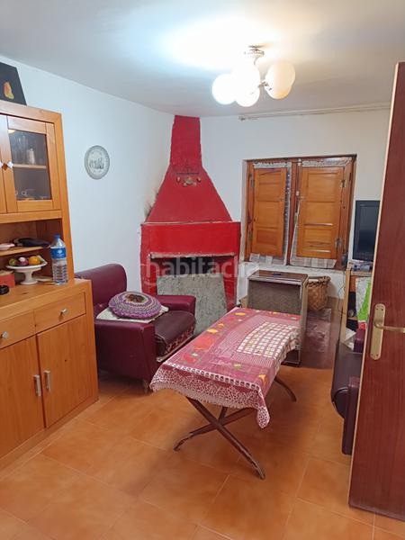 Foto 491a66b1-7978-4cf8-a214-c61e71563045. Casa adossada amb calefacció a Barruelo de Santullán
