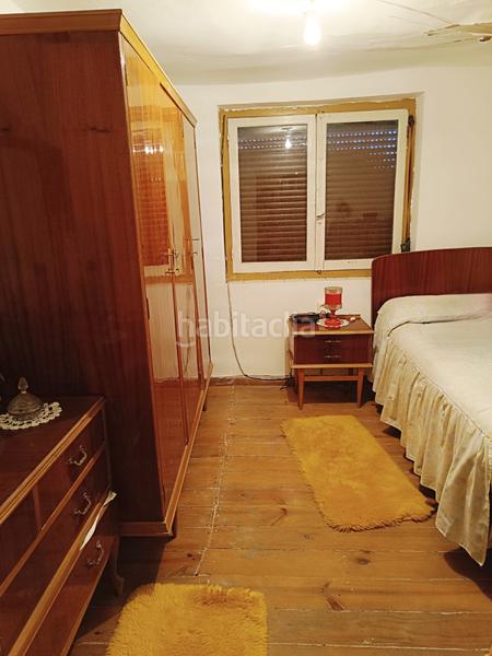 Foto 7b142668-f4d3-4367-98ec-657775a1e18d. Casa adossada amb calefacció a Barruelo de Santullán