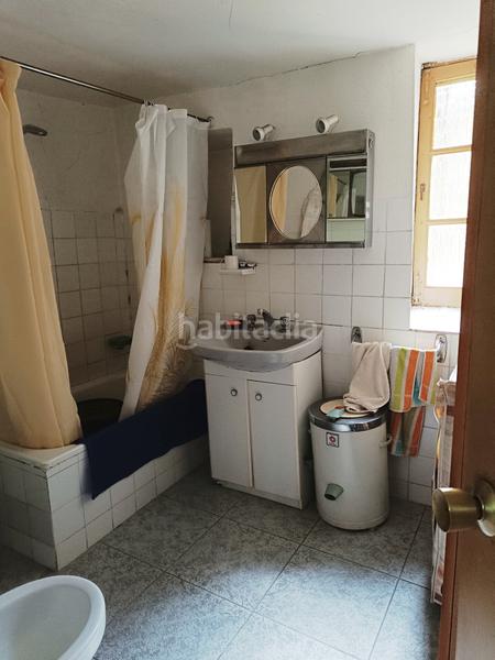 Foto e0f5f53d-ac5b-4560-9faa-b4e1020006ea. Casa adossada amb calefacció a Barruelo de Santullán