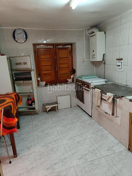 Foto e529aced-bee4-4c6b-a8fa-b704129acc95. Casa adossada amb calefacció a Barruelo de Santullán
