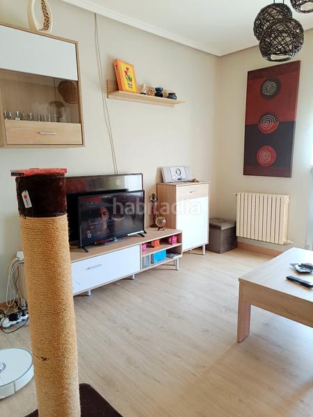 Foto dc9ac762-b7d0-4186-9bcb-1b0c0f843d0e. Piso  con local en barruelo de santullan en Barruelo de Santullán