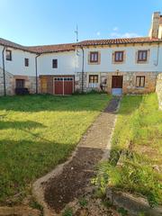 Casa  Salinas de pisuerga - cl mayor. Dos casas con finca en salinas de pisuerga