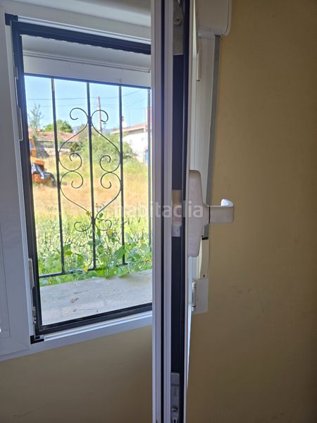 Foto 5a5f93d1-f898-4fcb-94d0-830ed0c575c1. Casa amb aparcament a Pernía (La)