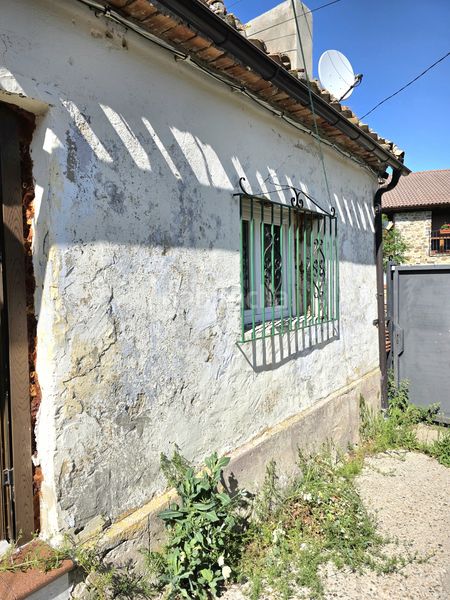 Foto 6e9fd218-c67b-44a3-bc6e-1abb533bb57d. Casa amb aparcament a Pernía (La)