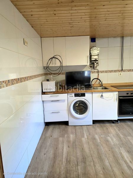 Foto 7953f566-3e5e-45ac-a903-7e38315ea248. Casa amb aparcament a Pernía (La)
