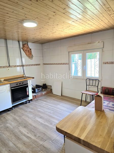 Foto e09562c4-0326-4780-8152-0ee8f86257af. Casa amb aparcament a Pernía (La)