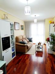 Pis  Los corrales de buelna - calle  luzmela. Apartamento en los corrales buelna