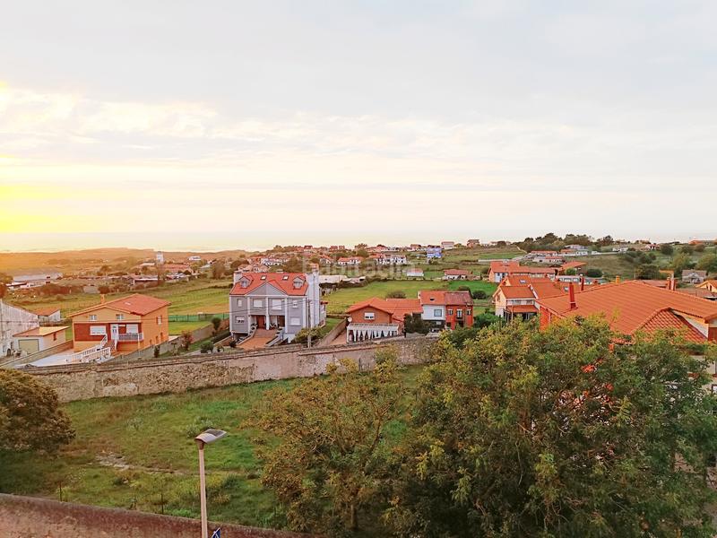 Foto fb1af0b0-74f7-4f4c-8d5d-aeb2254f5e3a. Flat in Cueto Santander