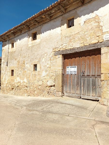 Foto 991142d7-cd8d-4f48-8d46-96afafb99cb8. Casa amb aparcament a Prádanos de Ojeda