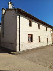 House  Dehesa de romanos - tr real. Venta casa rústica con patio