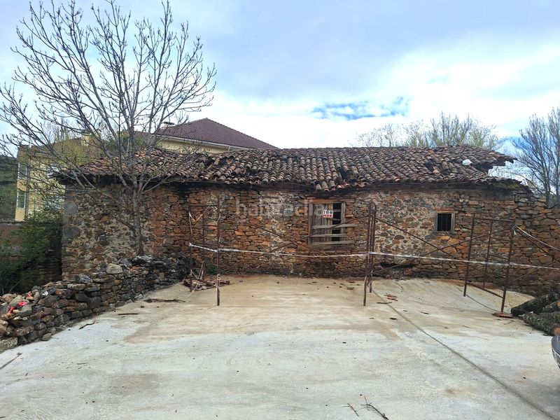 Foto 5c5dd4ab-22a3-4083-9f61-6456faf1ff11. Casa a Triollo
