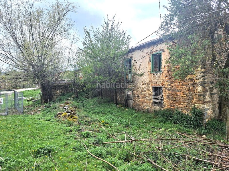 Foto 8a712e20-bf8d-4052-89ca-97bf543e41e9. Casa a Triollo
