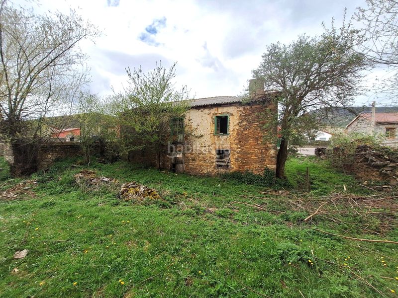 Foto d52c3f7e-dd5b-4dd0-b2aa-f7de08e9fcda. Casa a Triollo